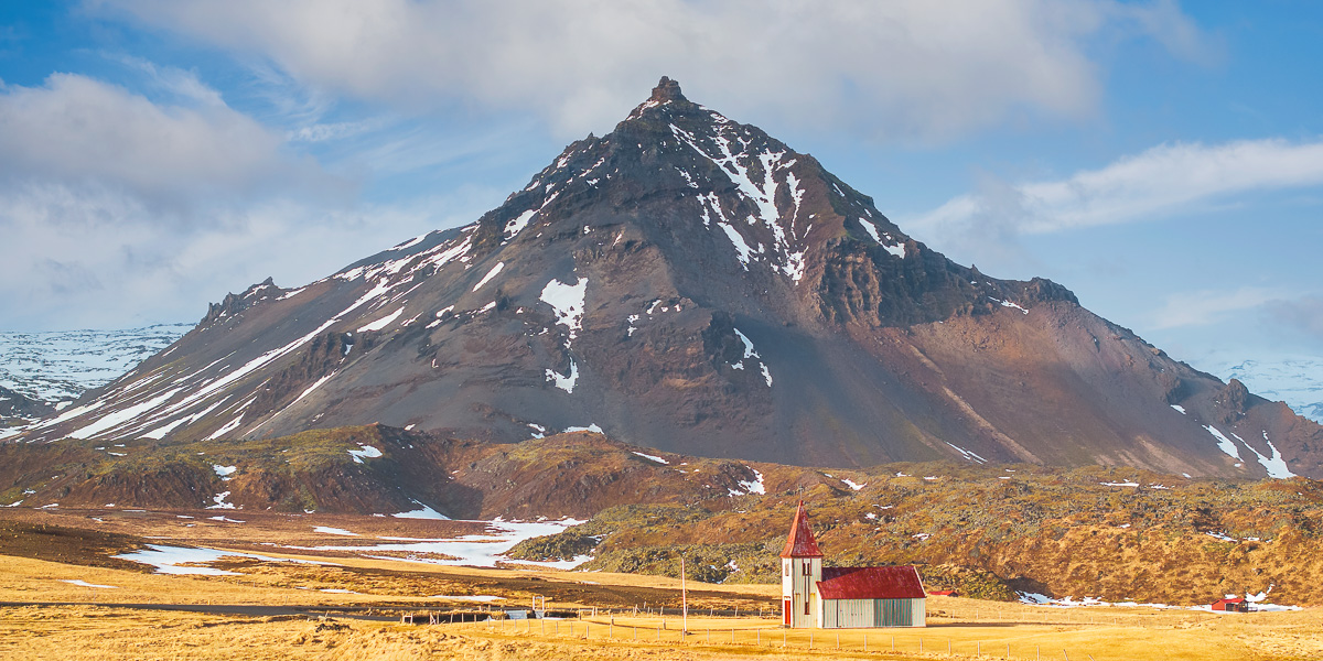 MAB-DJI-20240307-ICELAND-SNAEFELLSNES-WHITE-CHURCH-MOUNTAIN-0010.jpg