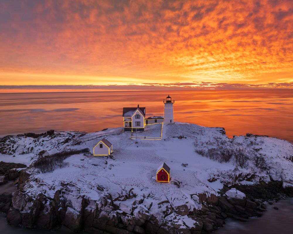 MAB-DJI-20240109-ME-NUBBLE-LIGHTHOUSE-WINTER-SUNRISE-0640.jpg