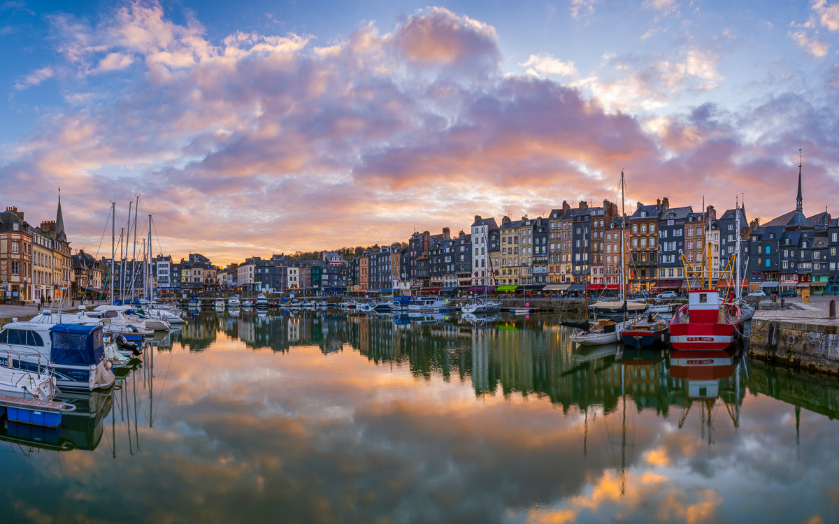 MAB-20230327-FRANCE-NORMANDY-HONFLEUR-OLD-PORT-SUNSET-20603.jpg