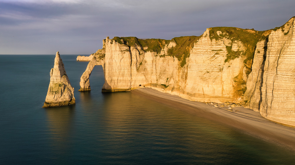 MAB-20230329-FRANCE-DJI3-NORMANDY-ETRETAT-CLIFFS-SUNSET-0865-UPS.jpg