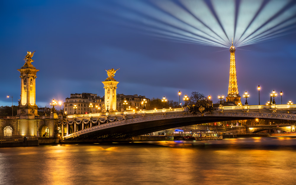 MAB-20230401-FRANCE-PARIS-ALEXANDRE-BRIDGE-DUSK-20925.jpg