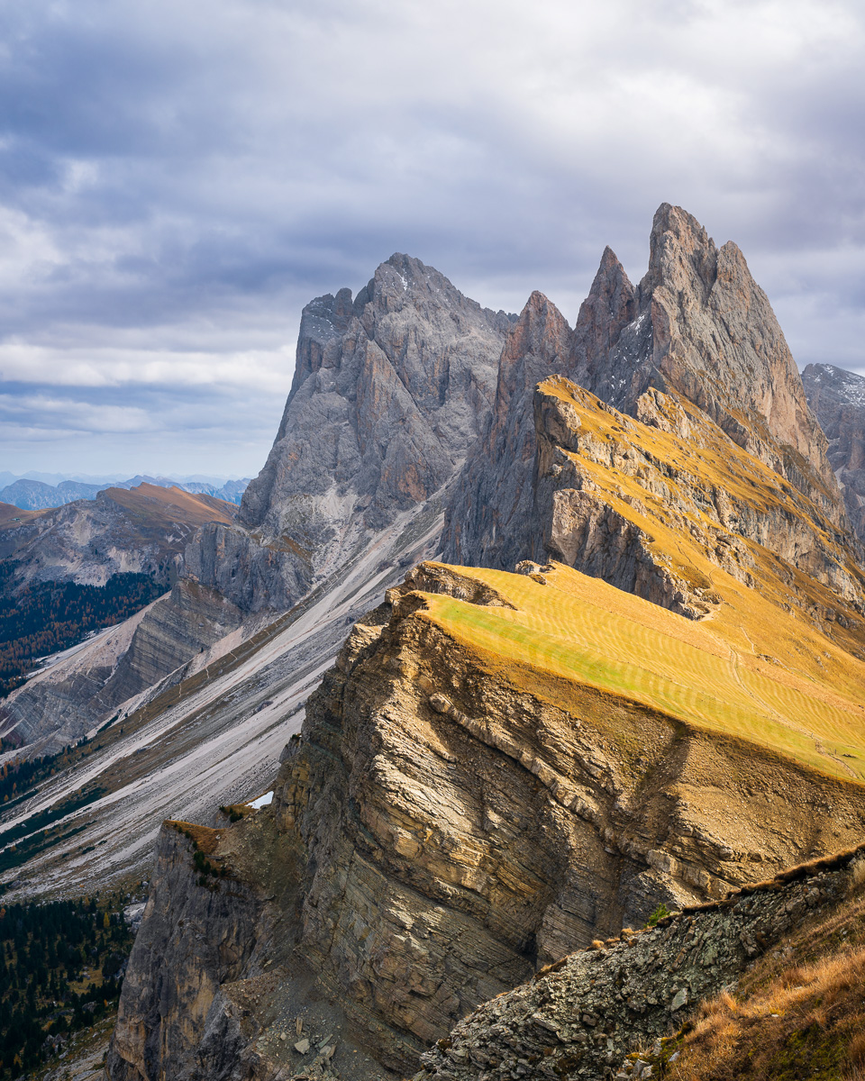 MAB-20241016-ITALY-DOLOMITES-VAL-GARDINA-SECEDA-MOUNTAIN-3566.jpg