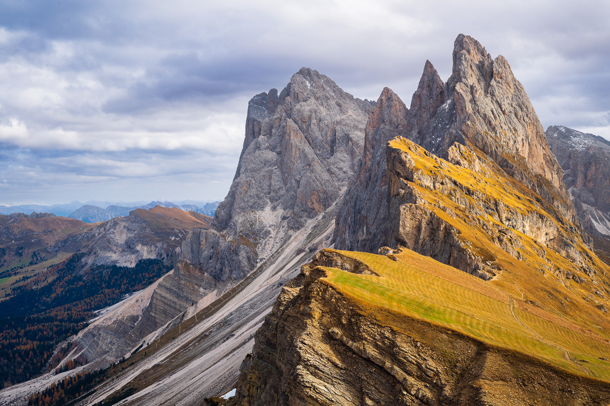 MAB-20241016-ITALY-DOLOMITES-VAL-GARDINA-SECEDA-MOUNTAIN-3570.jpg