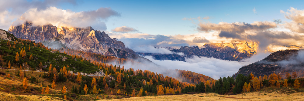 MAB-20241018-ITALY-DOLOMITES-GIAU-PASS-SUNSET-3643-PANO.jpg