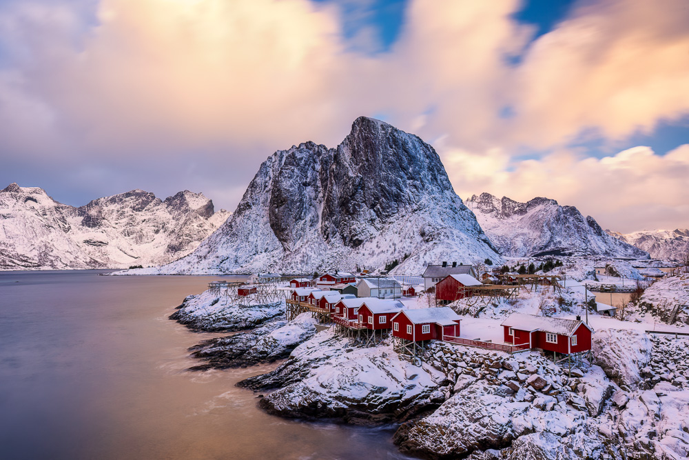 MAB-20230210-NO-LOFOTEN-HAMNOY-WINTER-SUNRISE-27501.jpg