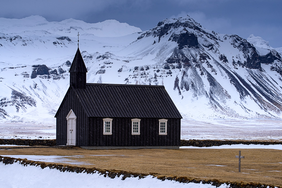 MAB-20150303-ICELAND-BUDIR-BLACK-CHURCH-8105667.jpg