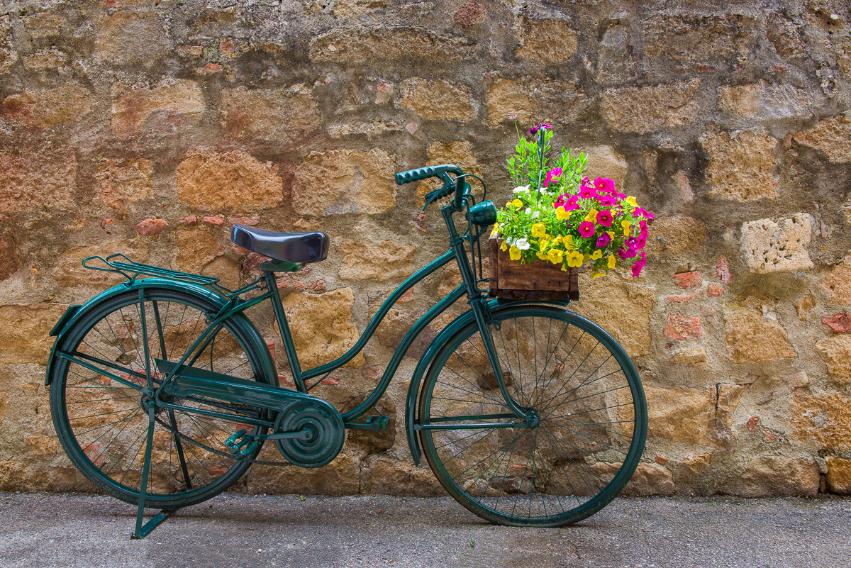 MAB-20160518-ITALY-TUSCANY-WINDOWS-DOORS-8109272.jpg