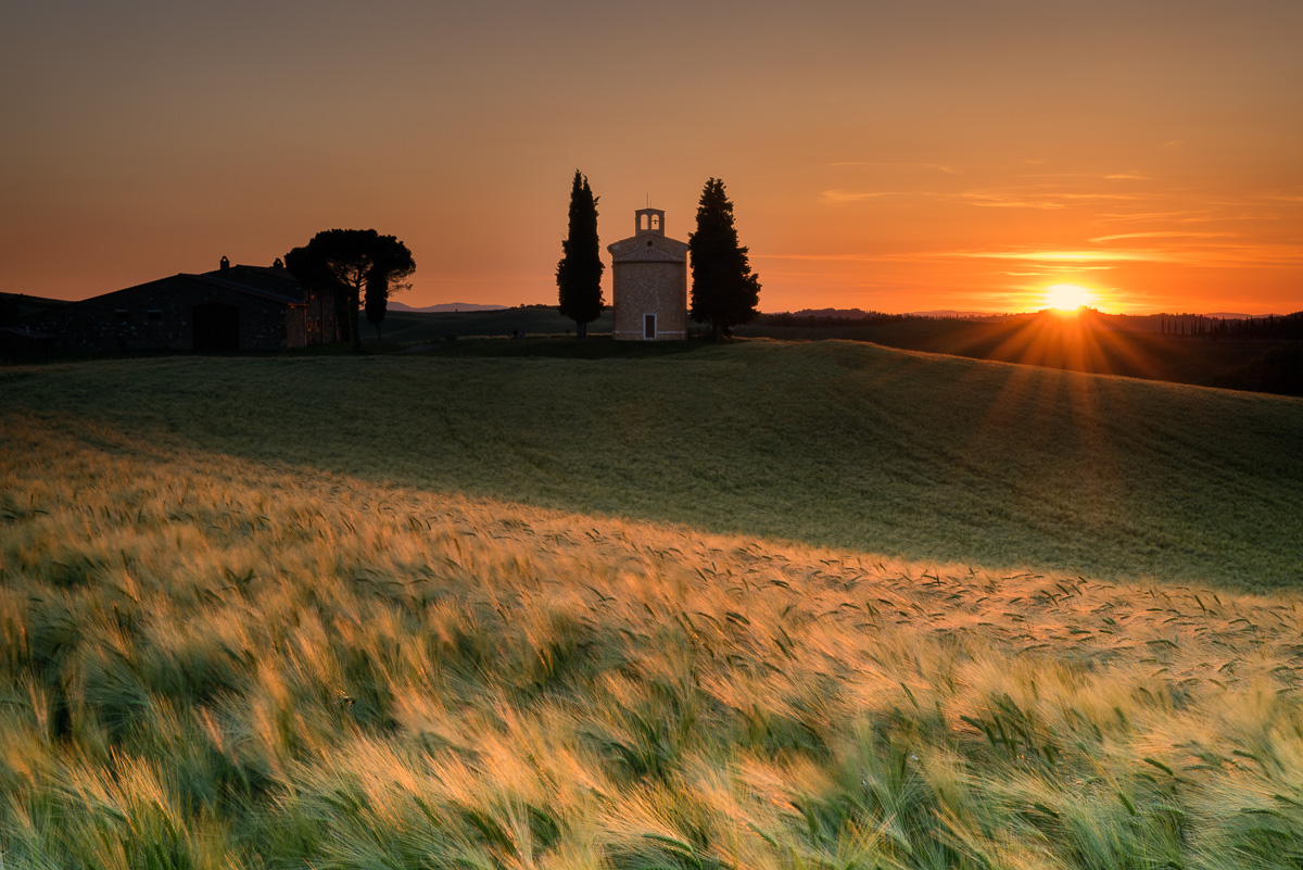 MAB-20160521-ITALY-TUSCANY-VITALETA-CHAPEL-SUNSET-0283.jpg