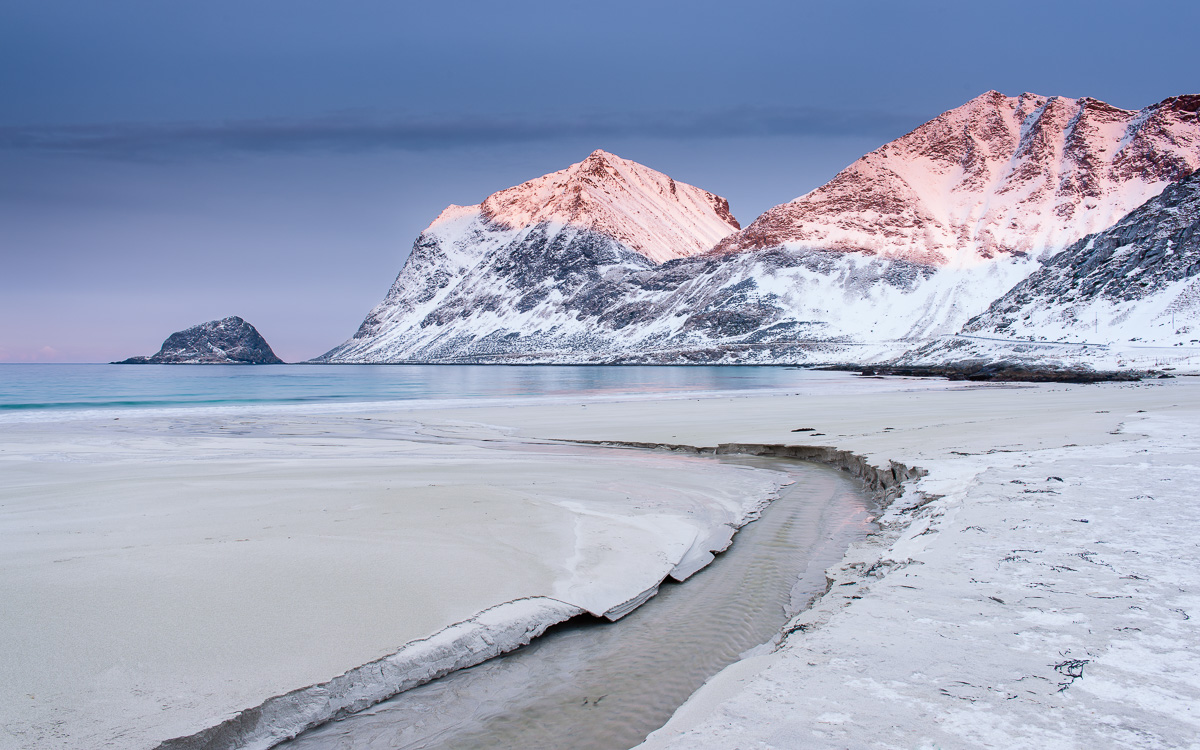 MAB-20160225-NORWAY-LOFOTEN-HAUKLAND-SUNRISE-8107287.jpg