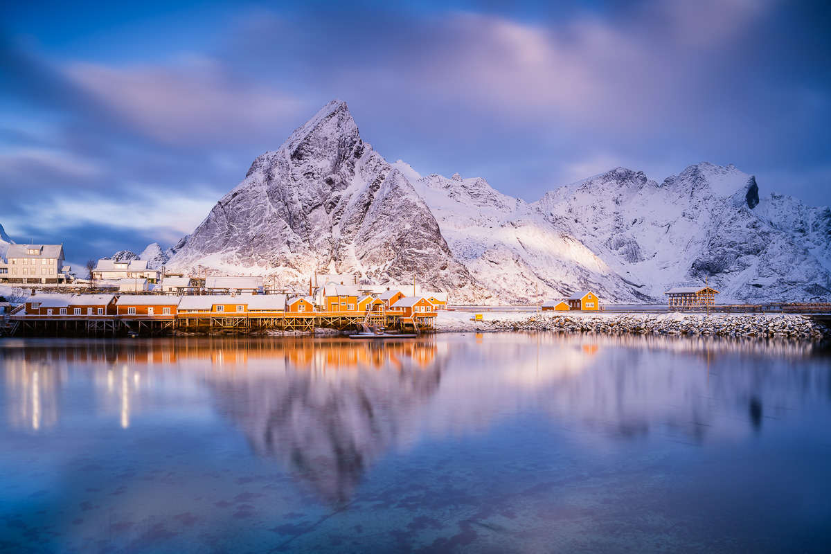 MAB-20190220-NORWAY-LOFOTEN-SAKRISOY-SUNRISE-72433.jpg