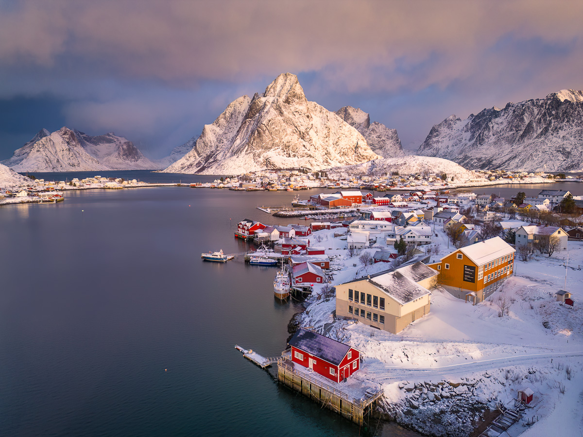 MAB-20230211-NO-DJM3-LOFOTEN-REINE-WINTER-SUNRISE-0073-ENH.jpg