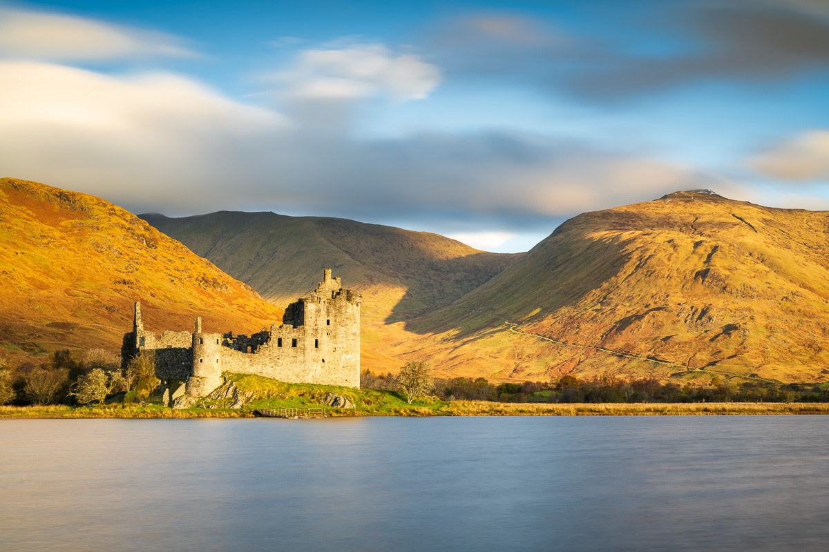 MAB-20191103-GB-SCOTLAND-KILCHURN-CASTLE-SUNRISE-78592.jpg