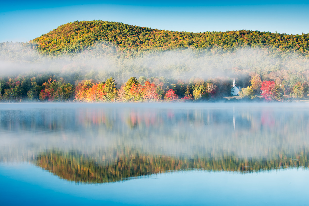 MAB_20131001_NEW_HAMPSHIRE_EATON_CRYSTAL_LAKE_FOG_8001935.jpg