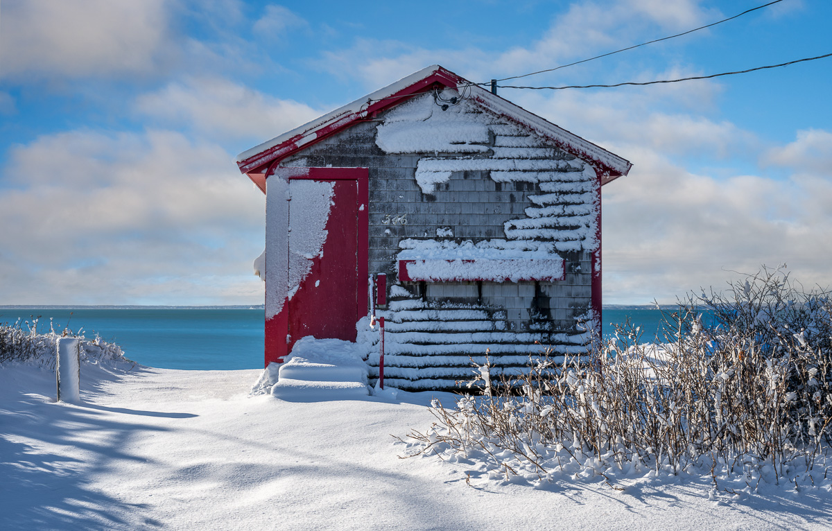 MAB-20240214-MA-FALMOUTH-BEACH-HOUSE-WINTER-085230.jpg