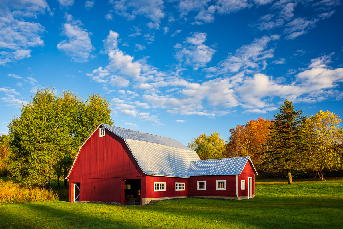 MAB-20201001-VT-BARNET-RED-BARN-71396.jpg