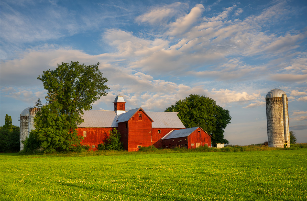 MAB-20230707-VT-CHARLOTTE-RED-BARN-24019.jpg