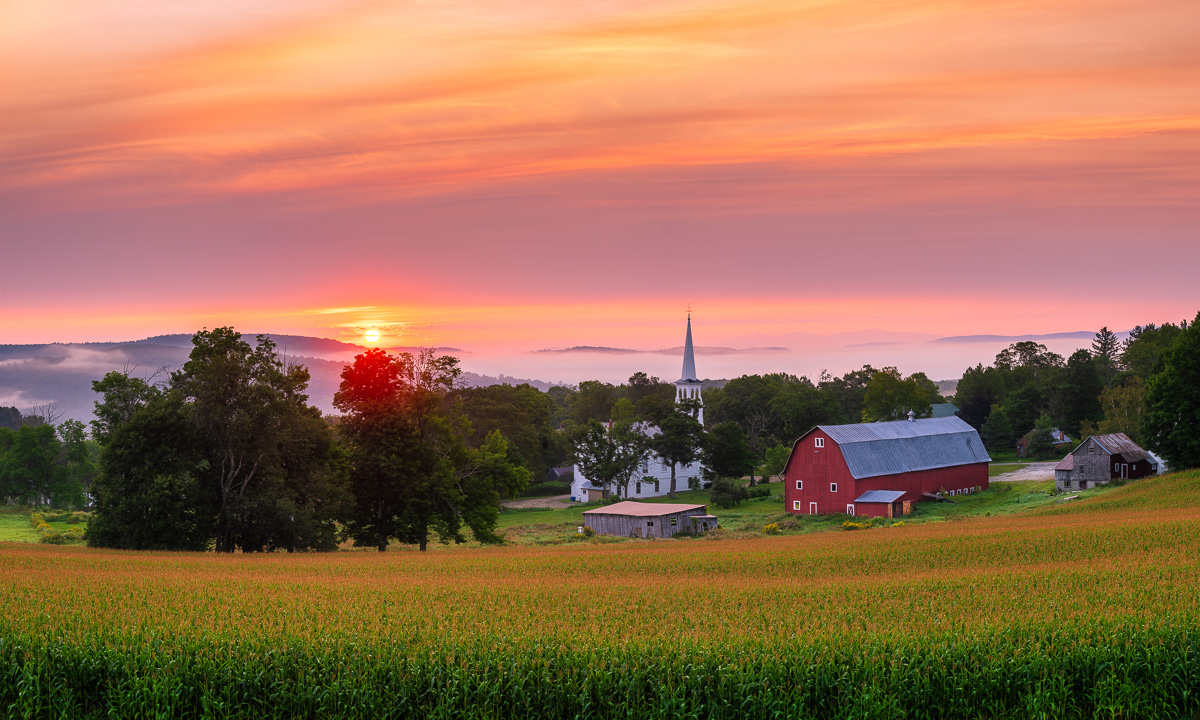 MAB-20210825-VT-PEACHAM-VILLAGE-SUNRISE-22256-Pano.jpg