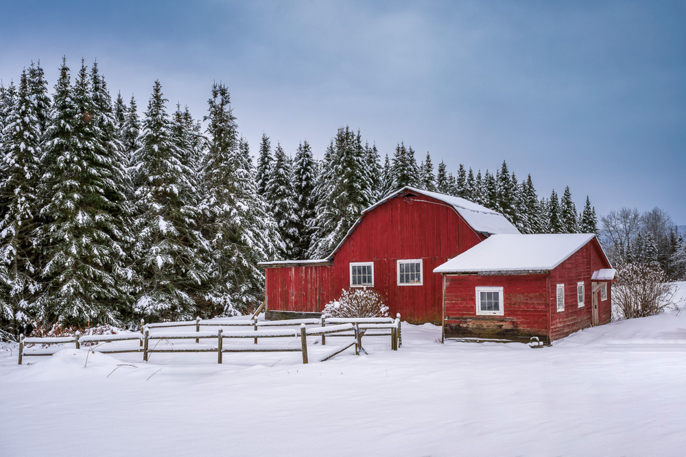 MAB-20231212-VT-RED-BARN-WINTER-084663.jpg