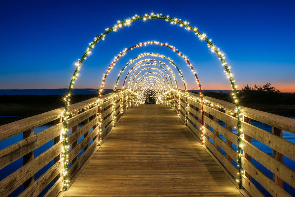 MAB-DJI-20231220-NH-OGUNQUIT-FOOTBRIDGE-BEACH-BOARDWALK-CHRISTMAS-0007.jpg