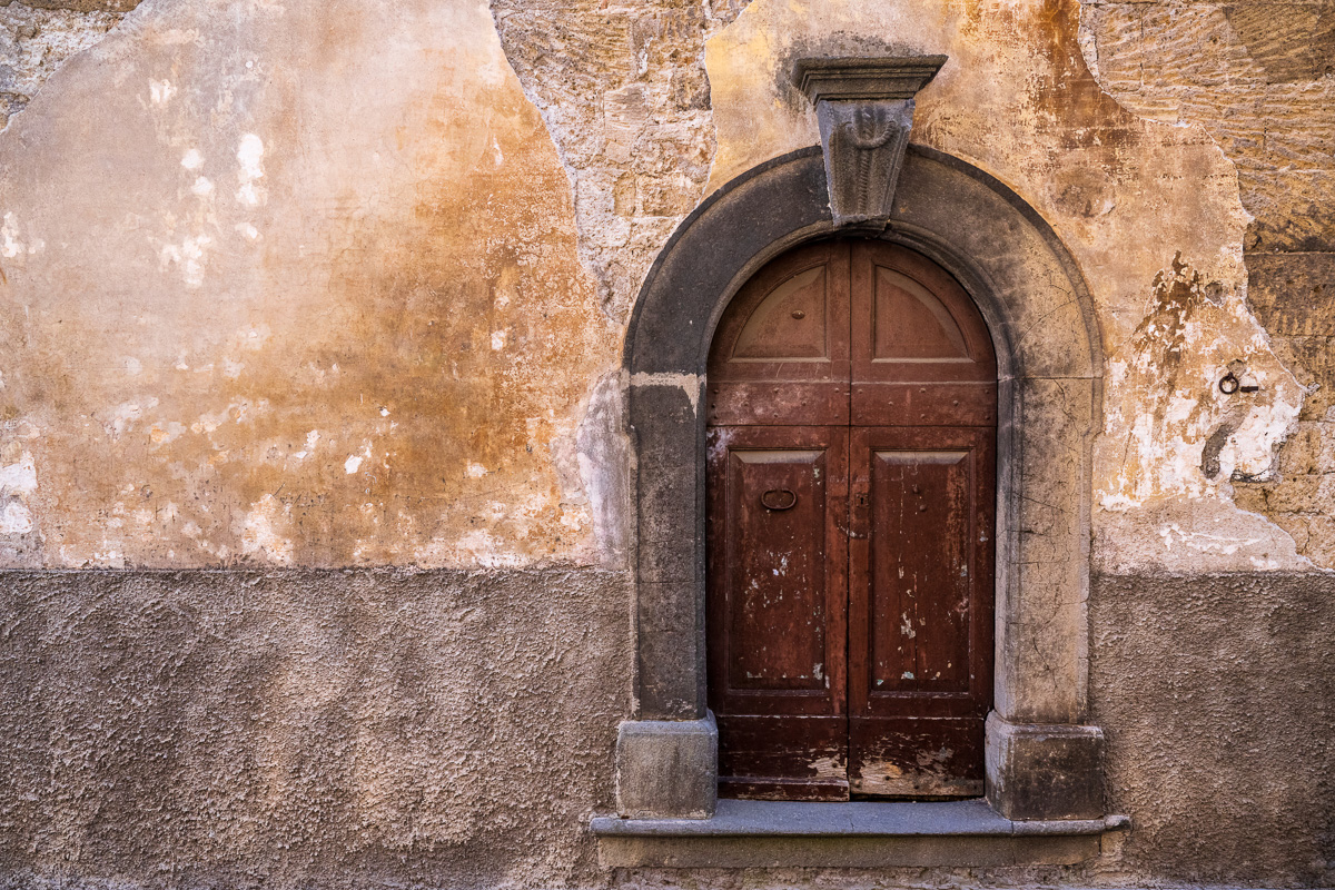 MAB-20220717-ITALY-LAZIO-BAGNOREGIO-DOORS-WINDOWS-00053.jpg