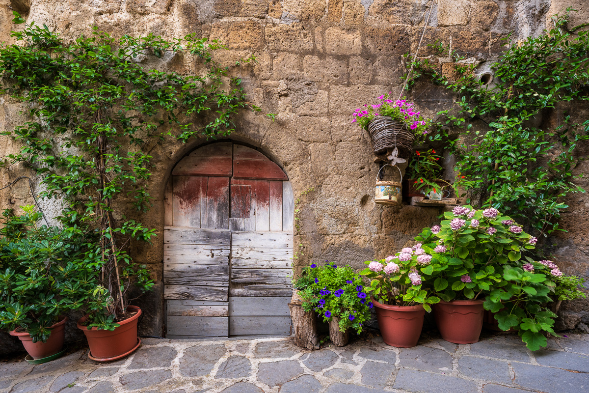 MAB-20220718-ITALY-LAZIO-BAGNOREGIO-WINDOWS-DOORS-00006.jpg