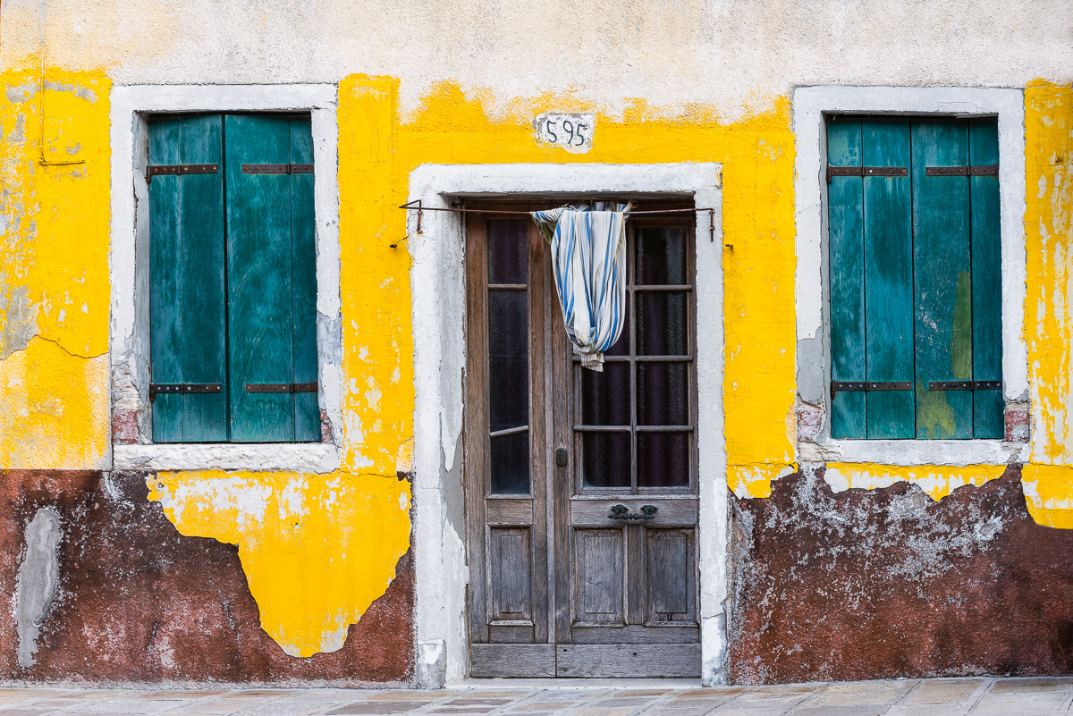 MAB_20141030_ITALY_BURANO_DOOR_8102980.jpg