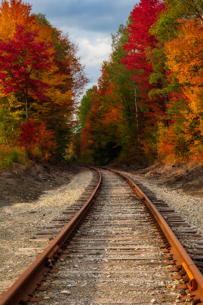 MAB-20200925-NH-JEFFERSON-RAILROAD-FALL-FOLIAGE-71126.jpg