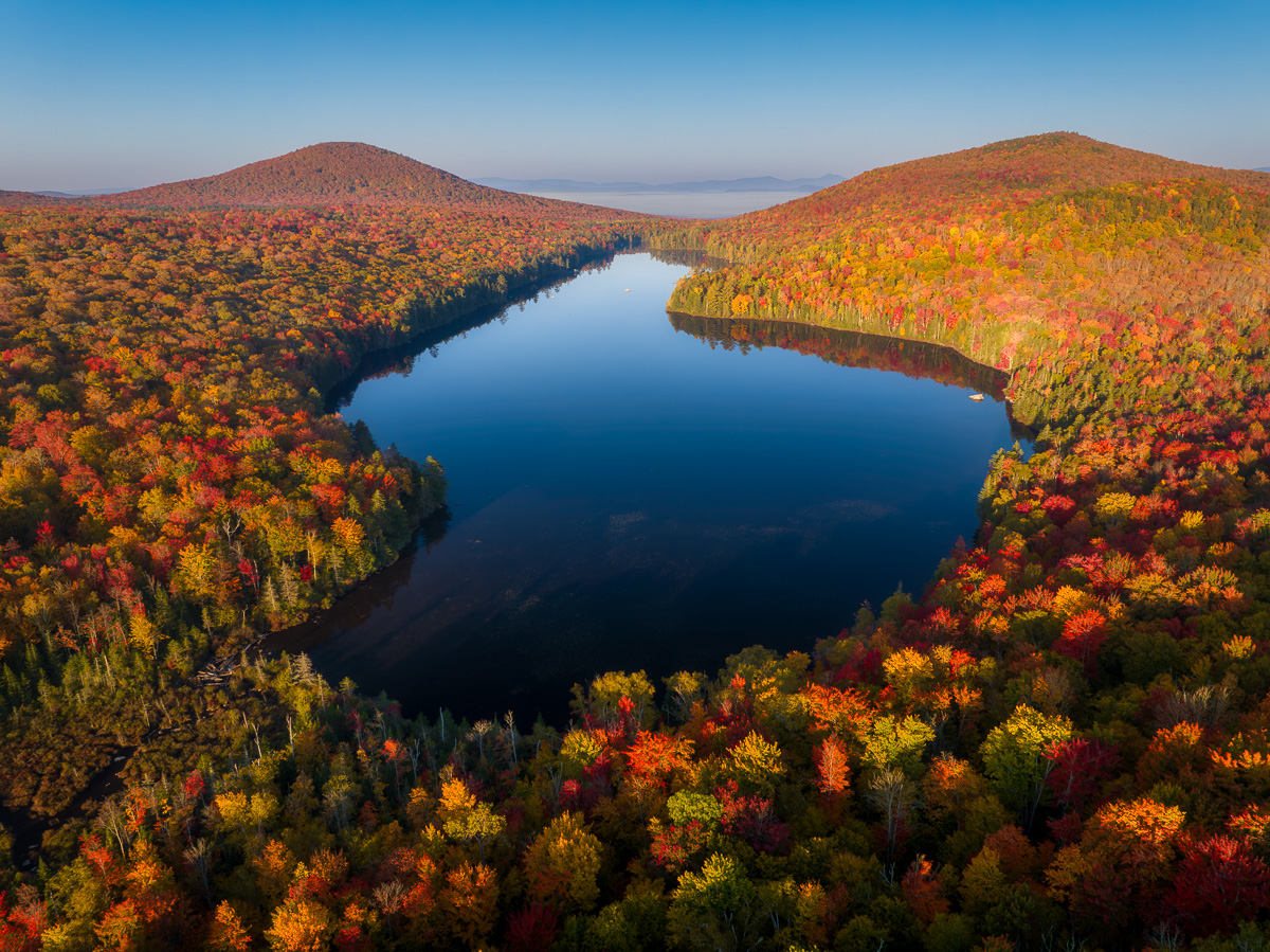 MAB-DJI-20231004-VT-GROTON-POND-AUTUMN-COLOR-SUNRISE-0414.jpg