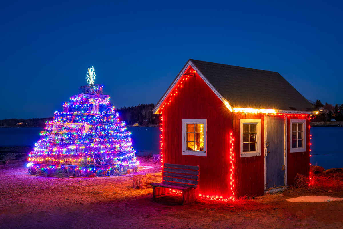 MAB-20220111-ME-FISHING-SHACK-CHRISTMAS-LIGHTS-DUSK-27338.jpg