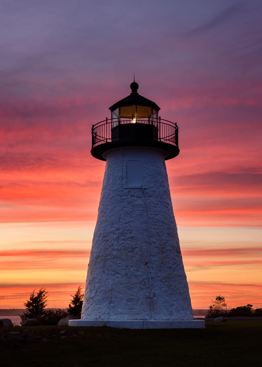 MAB-20151029-MA-NEDS-POINT-LIGHT-SUNSET-8104979.jpg