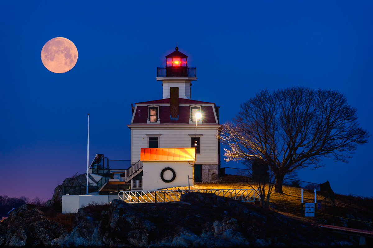 MAB-20180301-RI-POMHAM-ROCKS-LIGHT-FULL-MOON-8503581.jpg