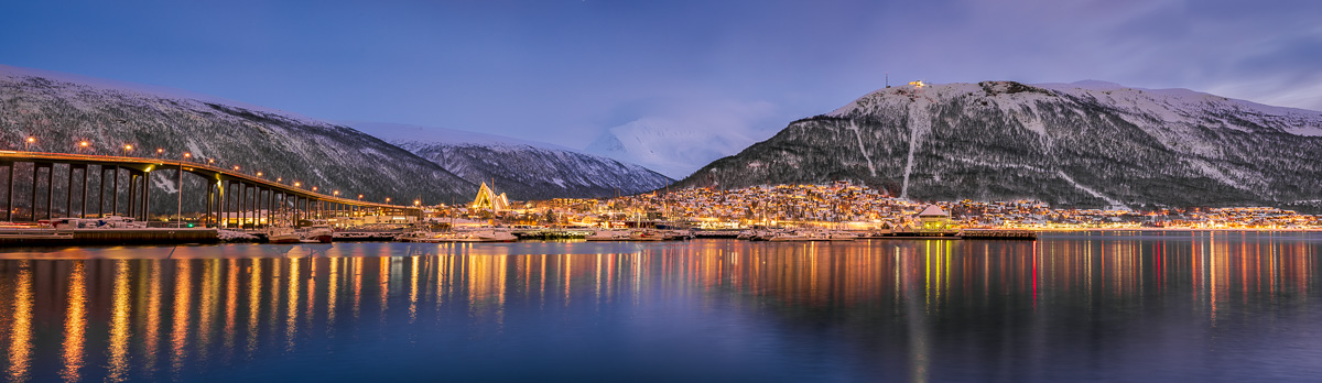 MAB-20200122-NORWAY-TROMSO-HARBOR-DUSK-77902.jpg