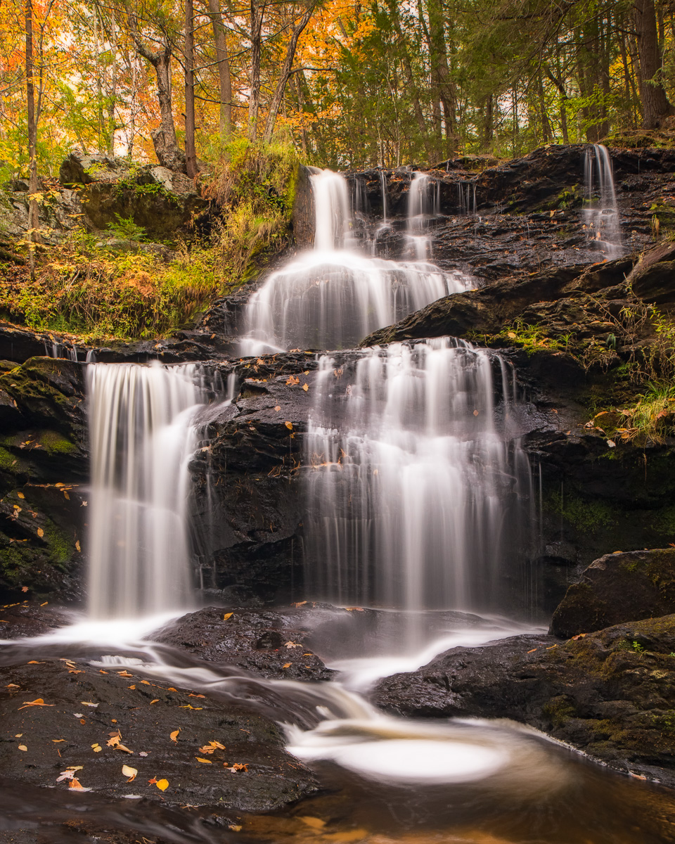 MAB_20141013_NH_WILTON_GARWIN_FALLS_AUTUMN_8101654.jpg