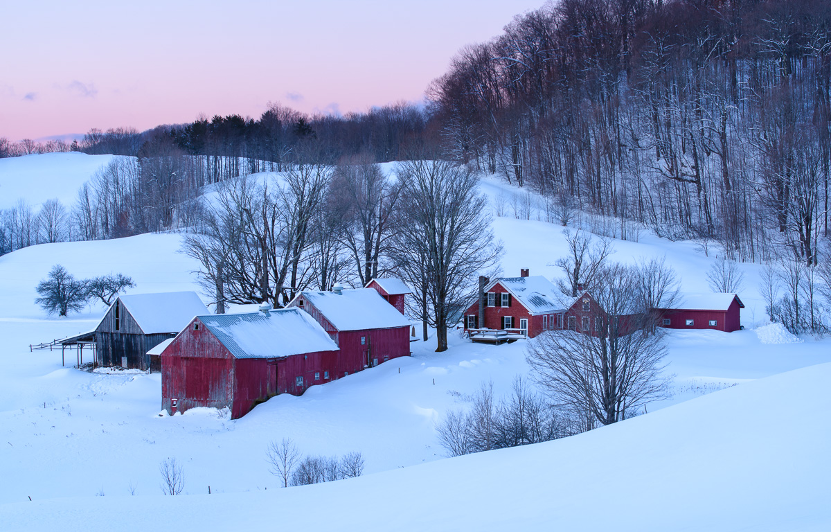 MAB-20170217-VT-JENNE-FARM-WINTER-SUNRISE-8106118.jpg