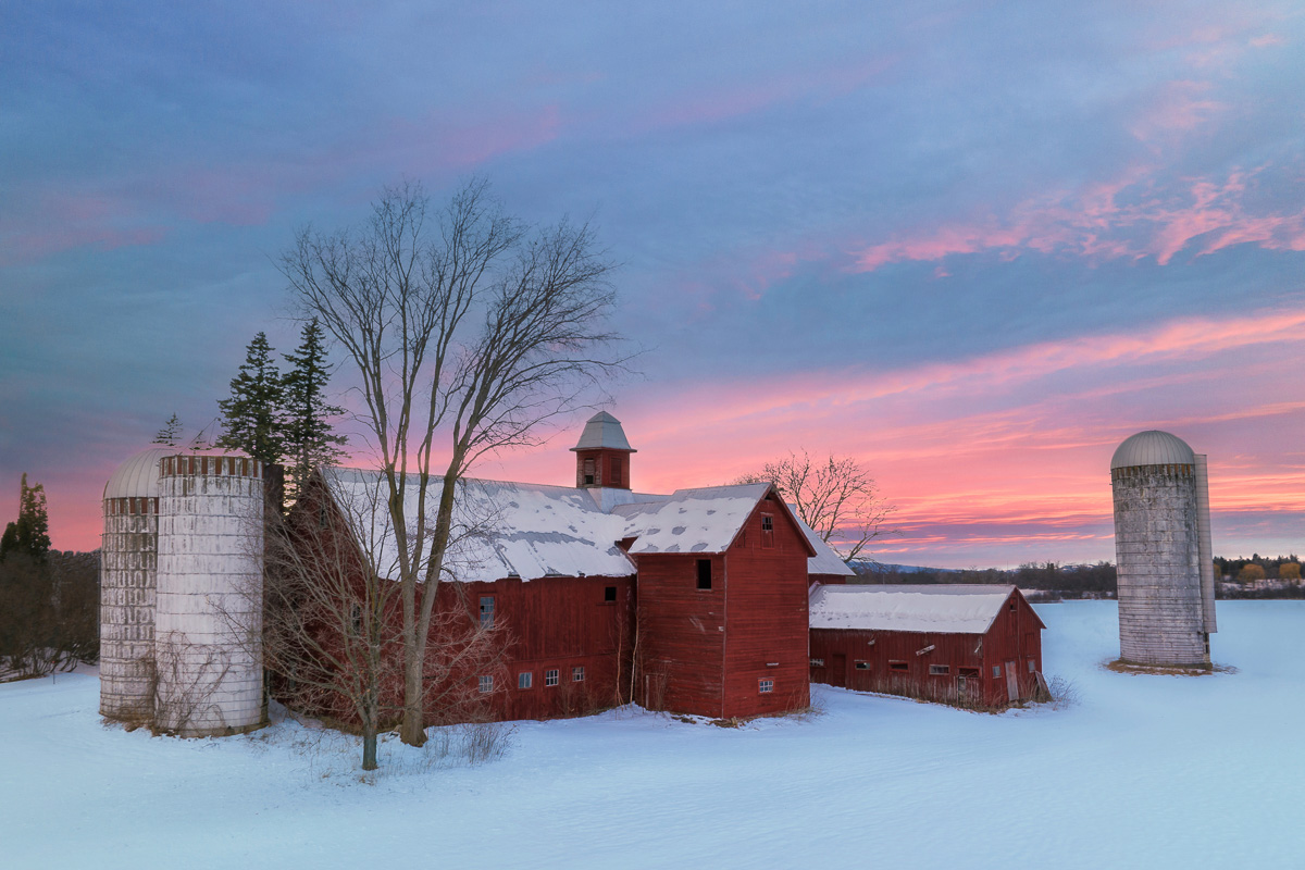 MAB-20230316-VT-DJI3-CHARLOTTE-RED-BARN-WINTER-SUNRISE-0685-UPS.jpg