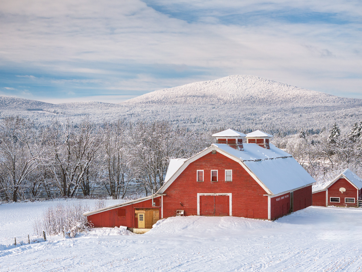 MAB-DJI-20231207-VT-GUILDHALL-RED-BARN-WINTER-SNOW-0024.jpg