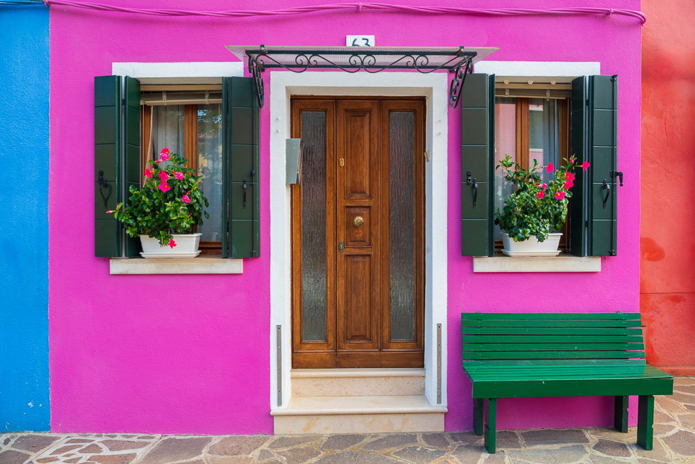 MAB-20241022-ITALY-BURANO-FACADE-4353.jpg